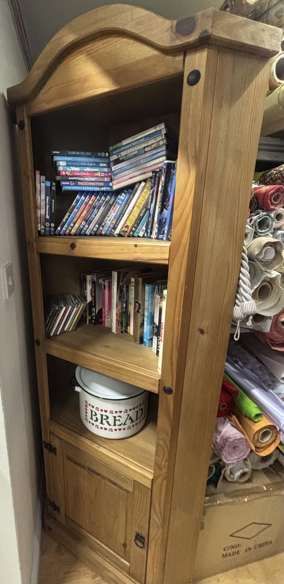 Corner unit