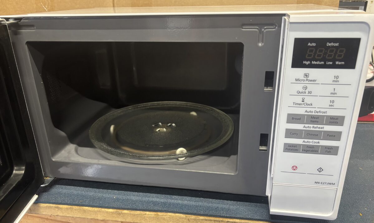 Panasonic microwave - Image 2