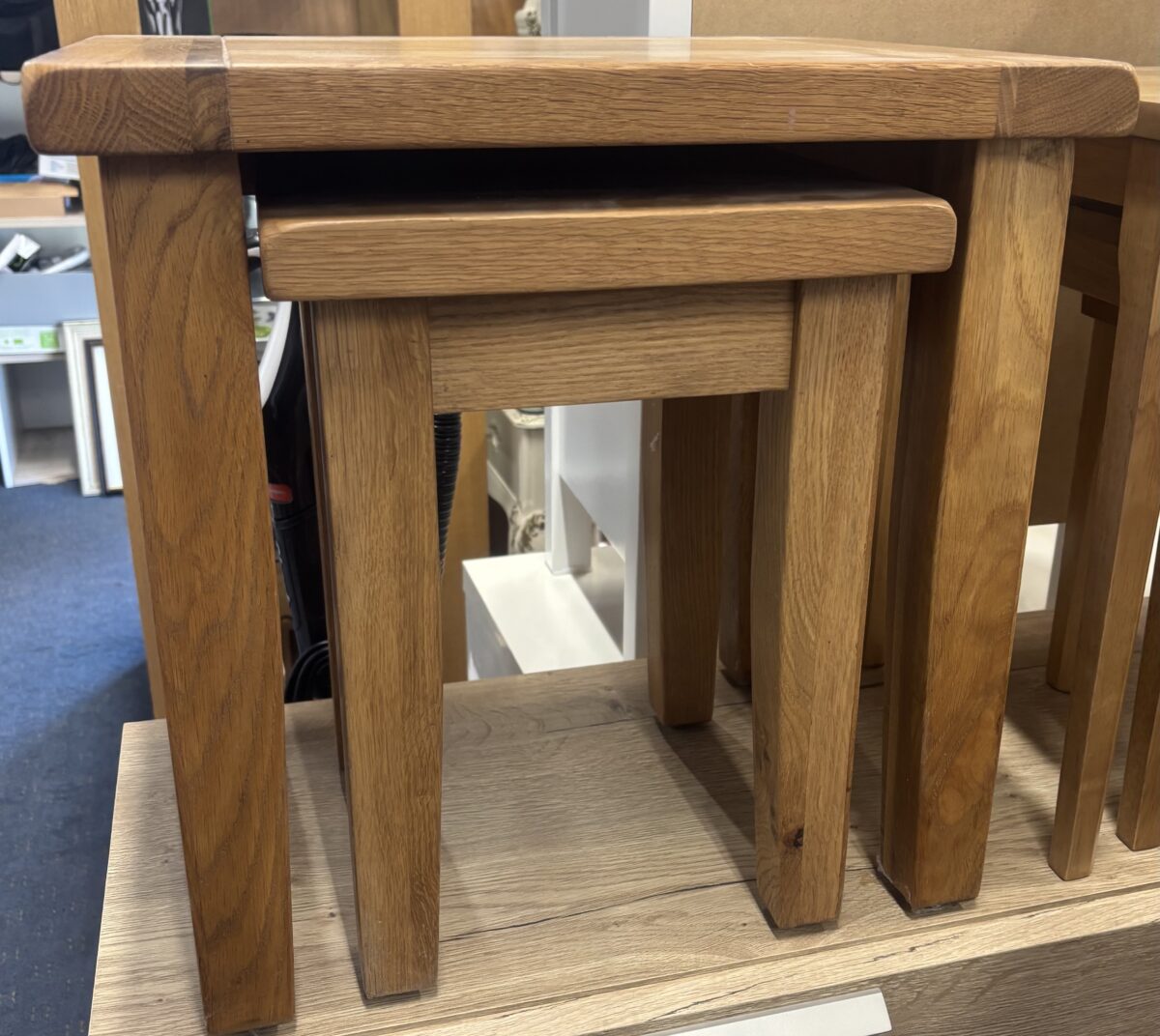 Nest of 2 tables
