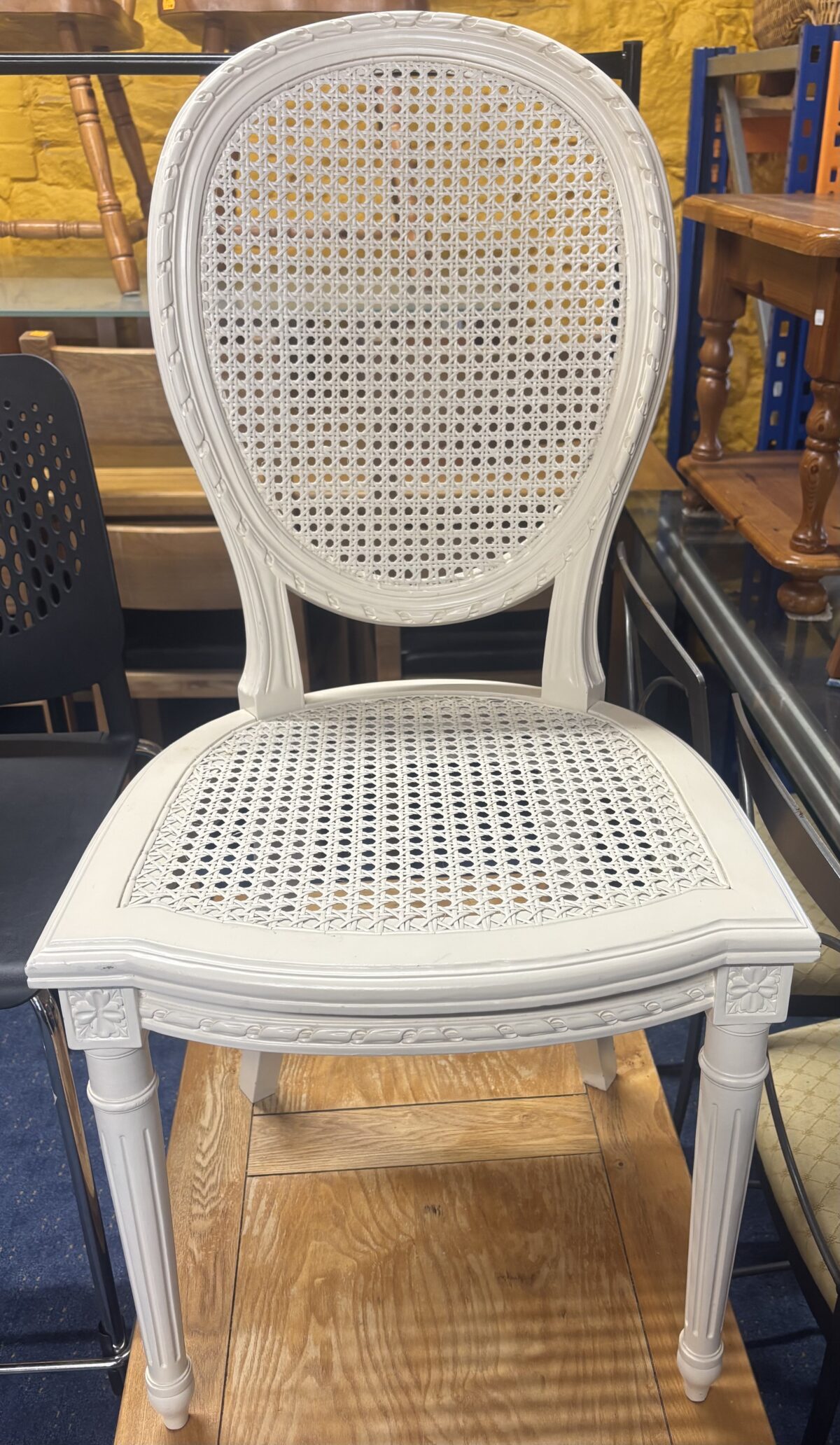 Dinning/bedroom chair
