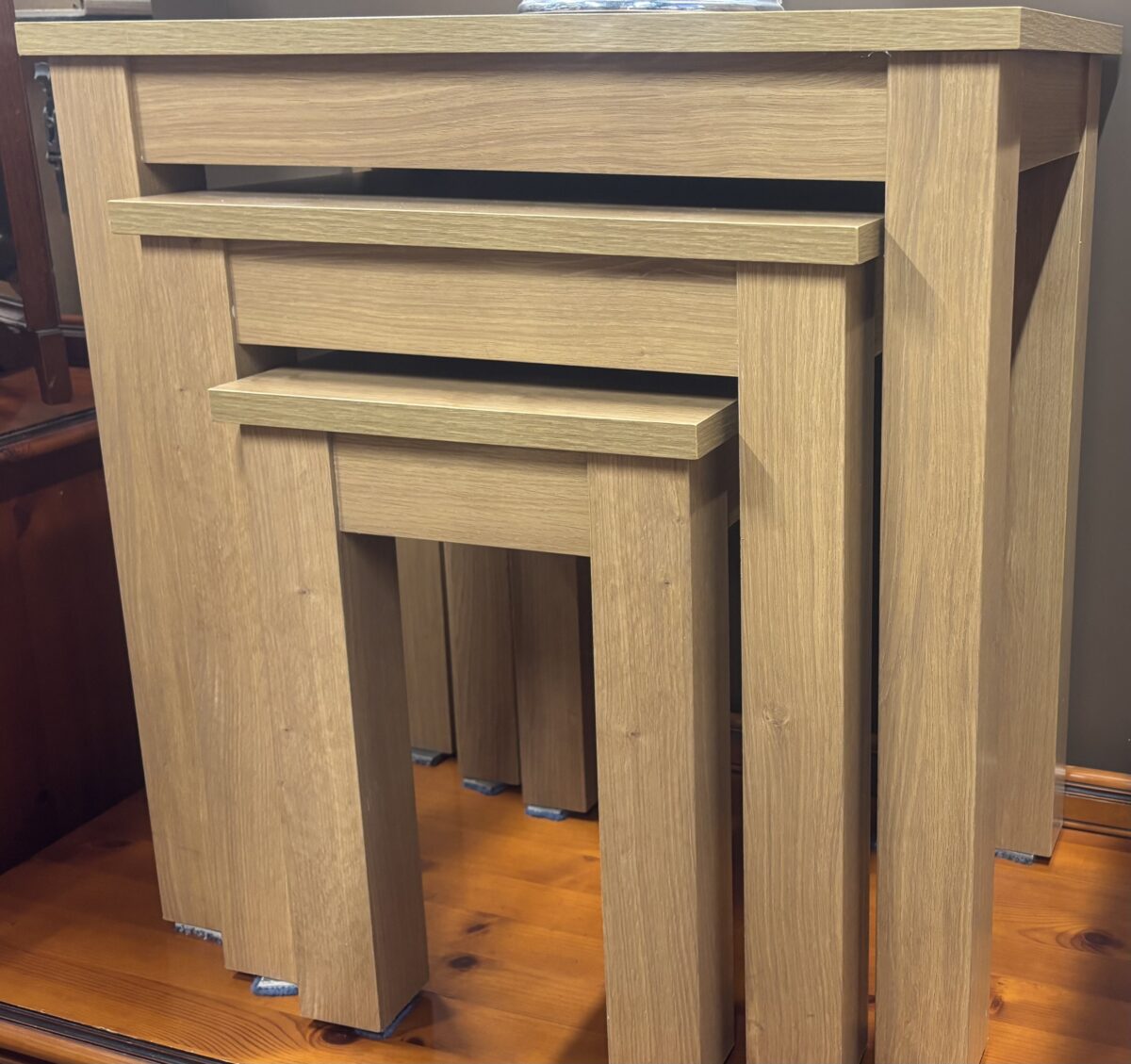 Nest of 3 tables - Image 3