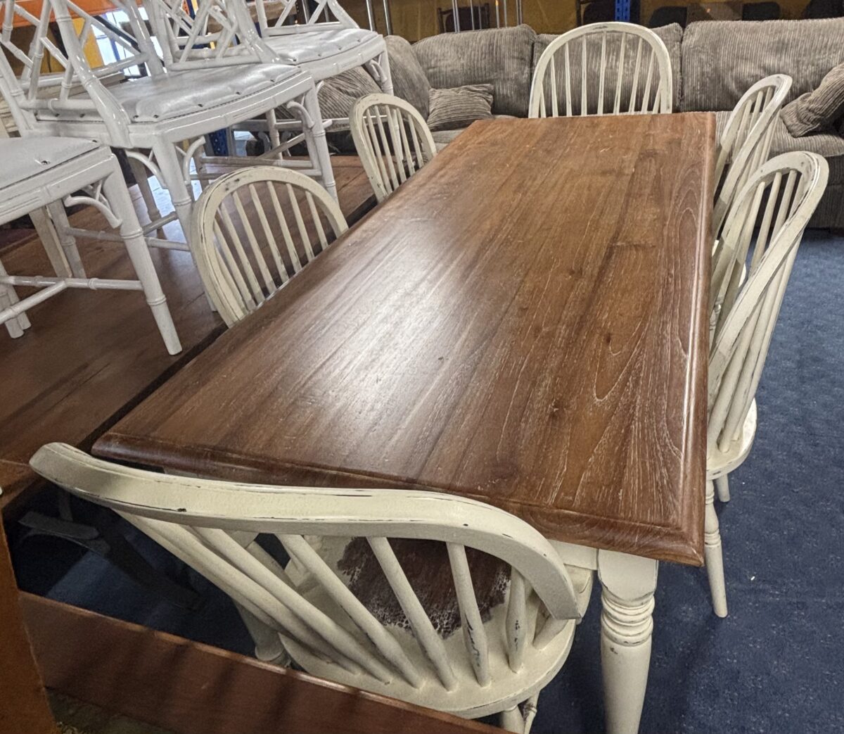 Laura Ashley table and 6 chairs - Image 4