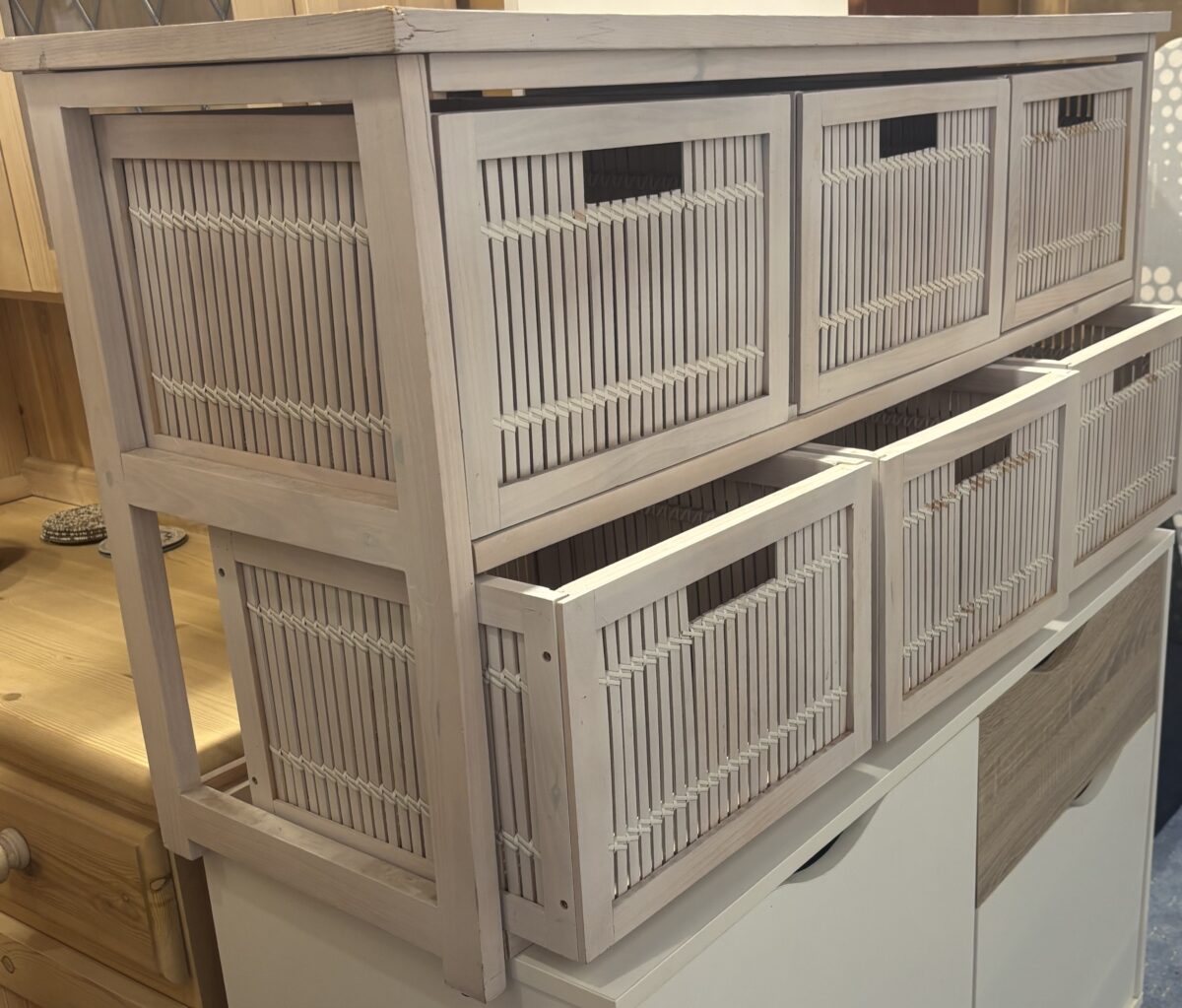 Small 6 drawers cabinet