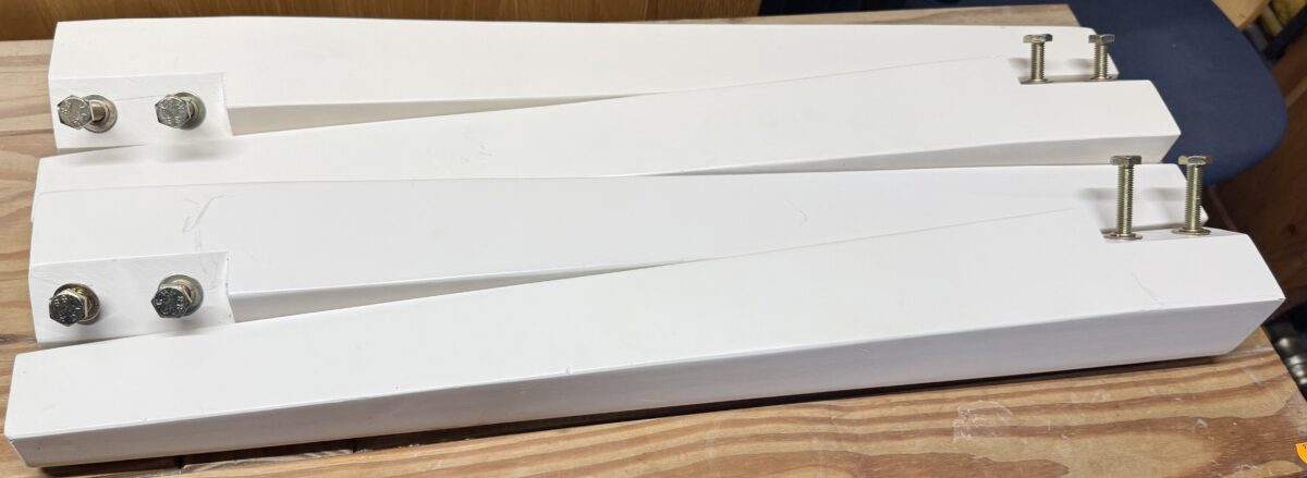 Dining table - Image 3