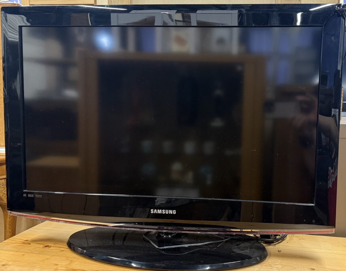 Samsung 32 inch TV