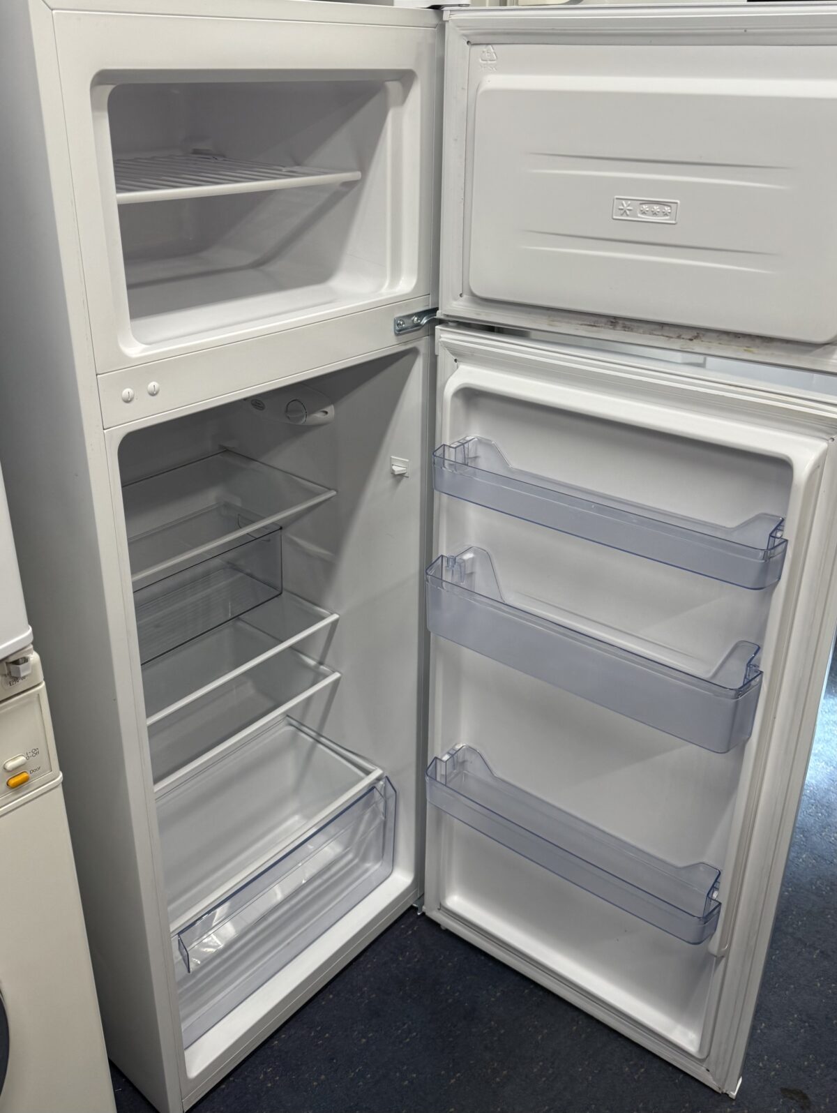 Iceking fridge freezer - Image 3