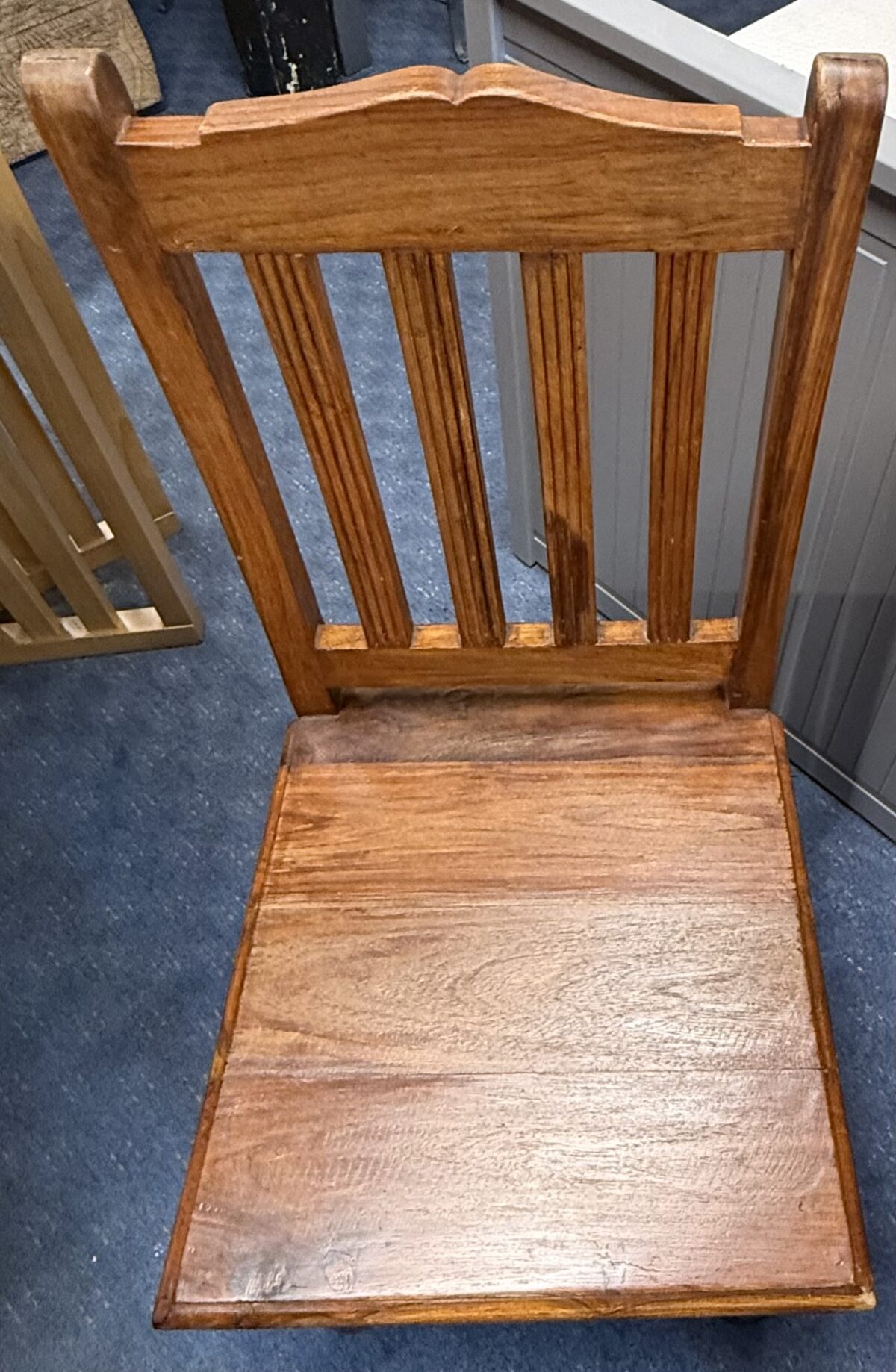 table &,4 chairs - Image 3