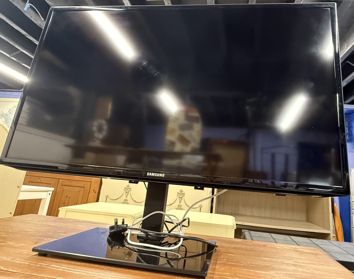 Samsung 40 inch TV